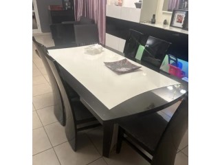 6 person dining table