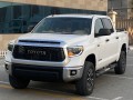 toyota-tundra-2016-small-4