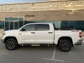 toyota-tundra-2016-small-6