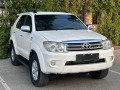 toyota-fortuner-2011-small-3