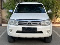 toyota-fortuner-2011-small-5