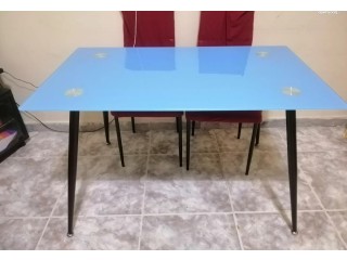 4 person dining table