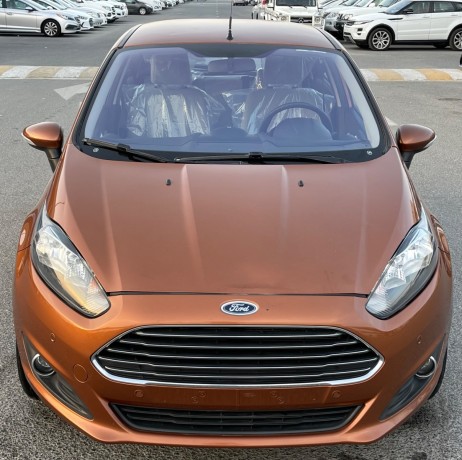 ford-fiesta-v4-16l-model-2013-big-7