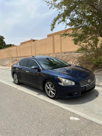 nissan-maxima-2010-big-3