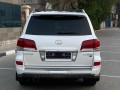 lexus-lx-570-2014-small-6