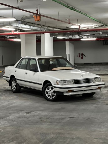 toyota-cressida-1994-big-6