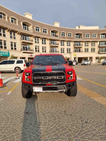 ford-raptor-f150-2018-big-0