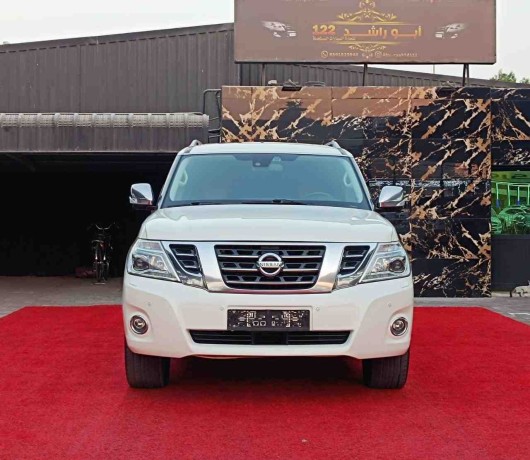 nissan-patrol-platinum-2014-big-1