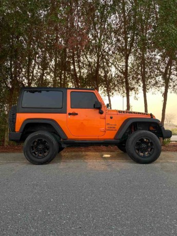 jeep-wrangler-sport-2012-big-6