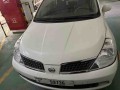 nissan-tiida-2007-small-2