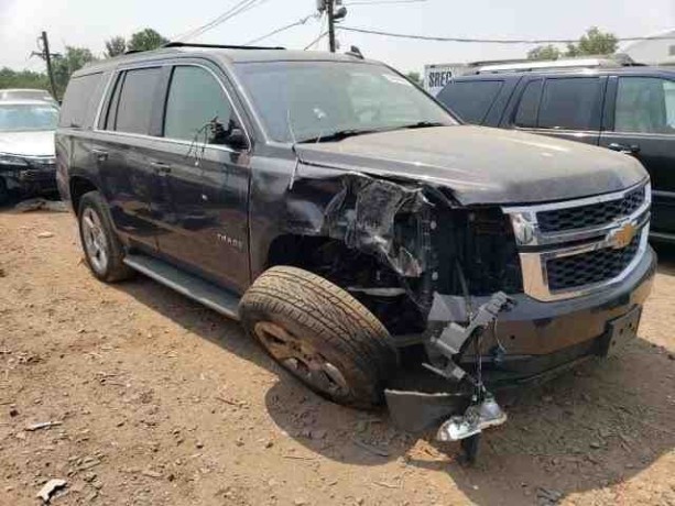 chevrolet-tahoe-lt-2016-big-1