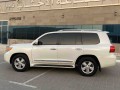 toyota-land-cruiser-gxr-2013-small-1