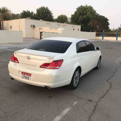 toyota-avalon-2007-big-1