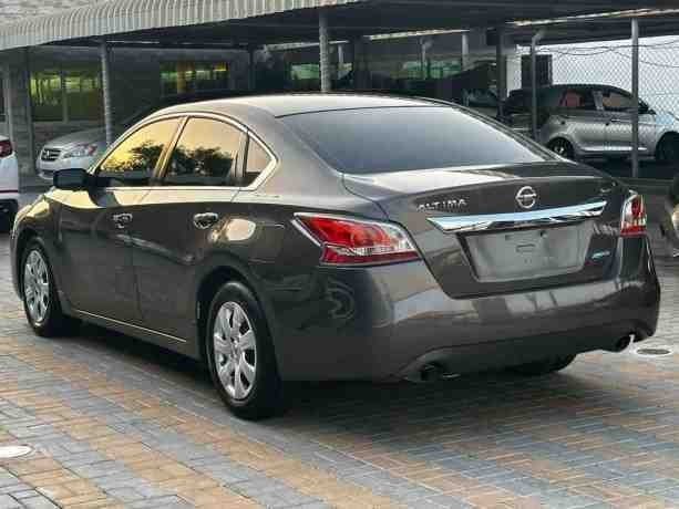 nissan-altima-2014-big-3