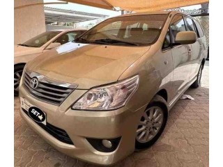 Toyota Innova 2014