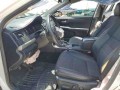 toyota-camry-se-2017-small-3