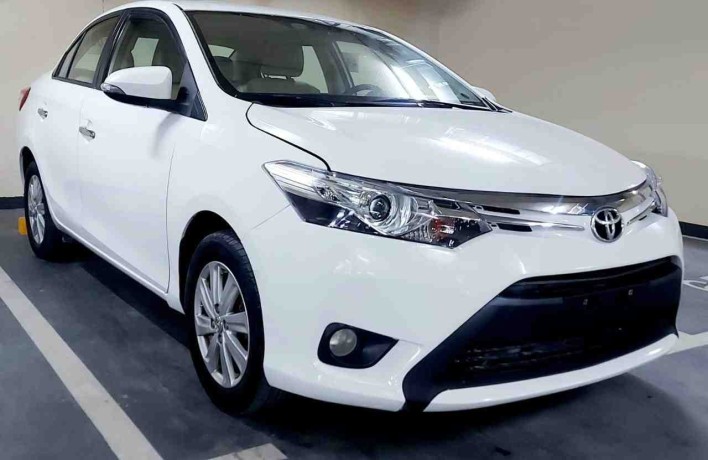 toyota-yaris-2014-big-0