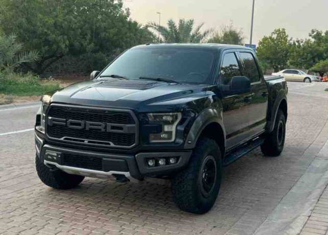 ford-raptor-2017-big-0