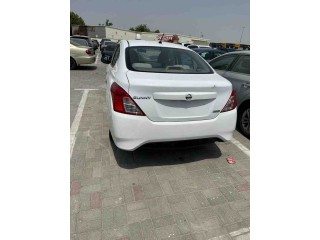 Nissan Sunny 2015