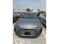 hyundai-elantra-2018-small-1