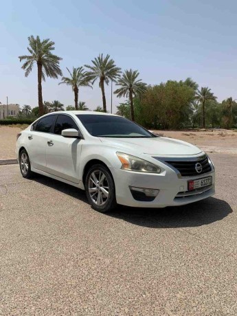 nissan-altima-2013-big-4