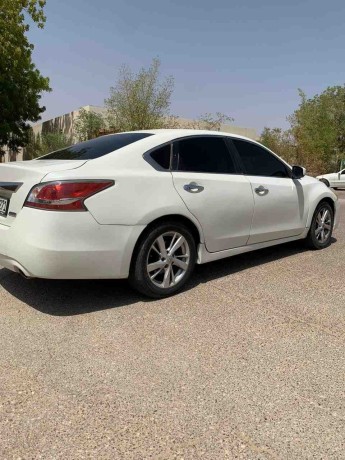 nissan-altima-2013-big-0