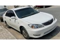 toyota-camry-2004-small-0