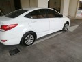 hyundai-accent-2017-small-4