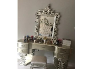 Wooden dressing table