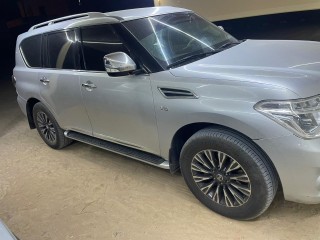 Nissan Patrol 2012