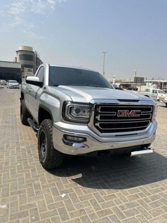 gmc-sierra-2018-big-0