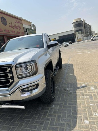 gmc-sierra-2018-big-6