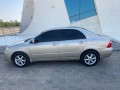 toyota-corolla-2005-small-2