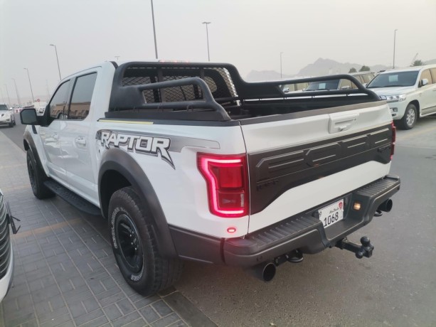 ford-raptor-2018-big-0