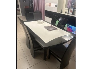 6 person dining table