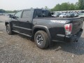 toyota-tacoma-double-cab-2021-small-4