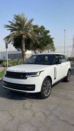 range-rover-vogue-2023-big-0