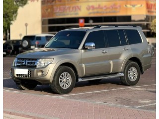 Mitsubishi Pajero gls 2013