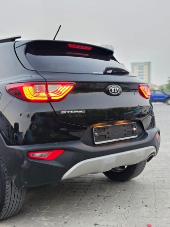 kia-stonic-2019-big-3