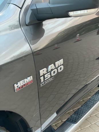 dodge-ram-hemi-2019-big-4