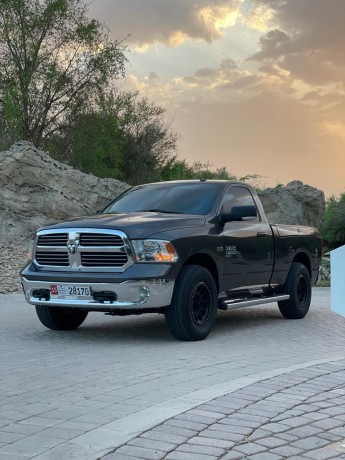 dodge-ram-hemi-2019-big-2