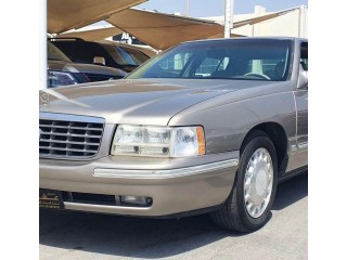 Cadillac Fleetwood 1999