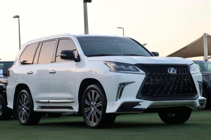 lexus-lx570-2016-big-0