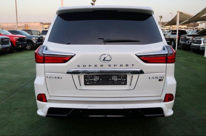 lexus-lx570-2016-big-7