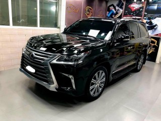 Lexus LX570 2016