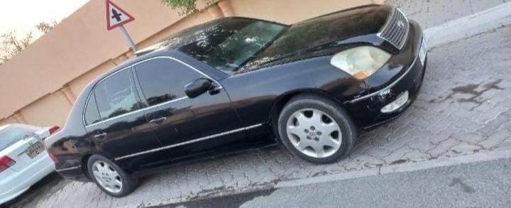 lexus-ls430-2001-big-0