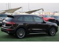 porsche-cayenne-2016-small-0