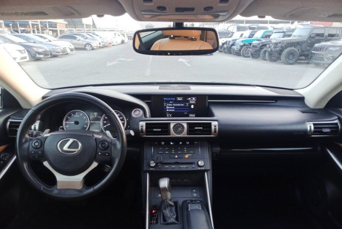 lexus-is250-f-sport-v6-25l-full-option-model-2015-big-3