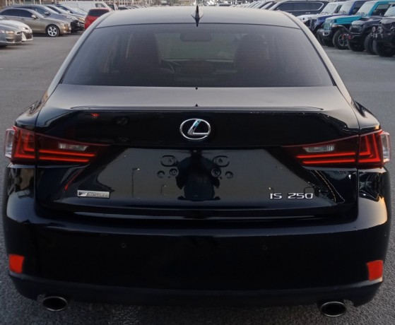 lexus-is250-f-sport-v6-25l-full-option-model-2015-big-7