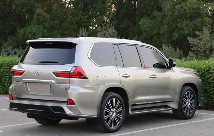 lexus-lx570-s-2020-big-4